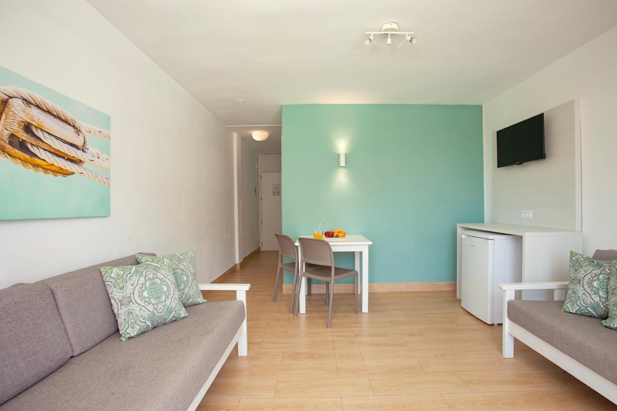 Bj Apartamentos Club Sa Coma Exterior photo